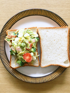 断裂飯1:アボカドベーコンのサンドイッチ-レシピのメイン写真