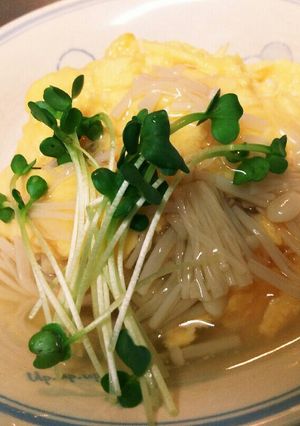 白だしで簡単☆えのき餡かけ和風オムライス-レシピのメイン写真