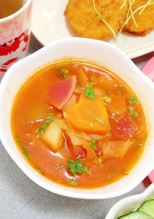 簡単！ウインナーと青皮紅芯のボルシチ風♡-レシピのメイン写真
