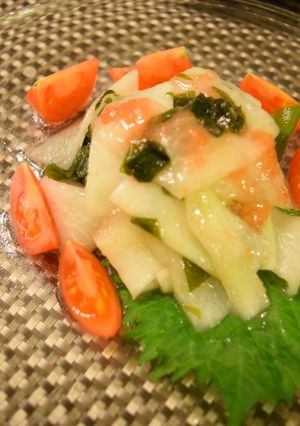 大根とワカメの梅ドレッシング和え-レシピのメイン写真