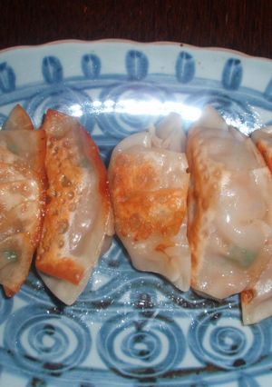行者ニンニクのキムチ味餃子-レシピのメイン写真