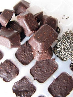 チアシード入りバレンタインチョコレート-レシピのメイン写真