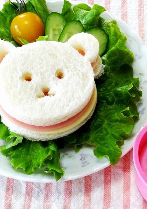 【食パン用抜き型】クマさんサンドイッチ-レシピのメイン写真