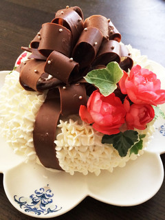 ☆*:.チョコリボン包みケーキ☆*:.-レシピのメイン写真