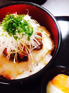 まぐろの竜田揚げ山かけ丼-レシピのメイン写真