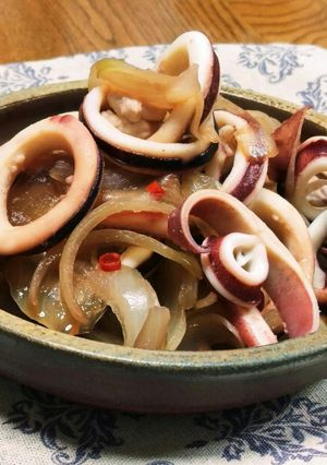 ぷりっぷり！イカと玉葱の煮物-レシピのメイン写真