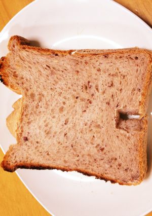 ぜんざいのあんこ入りHB食パン-レシピのメイン写真