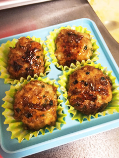 簡単♪混ぜて焼くだけ♪つくねの照り焼き♪-レシピのメイン写真