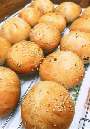黒糖シソ味噌パン♪～クルミと胡麻入り～-レシピのメイン写真