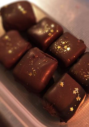 バレンタイン向けキャラメル香る生チョコ♡-レシピのメイン写真