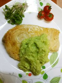 メカジキのムニエルONアボガドディップ♪-レシピのメイン写真
