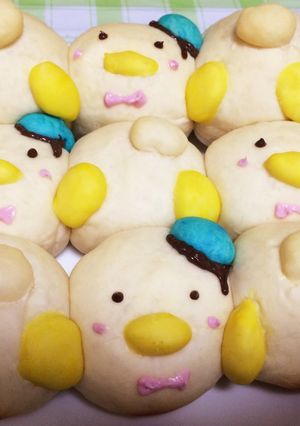 ドナルドの顔とお尻のちぎりパン-レシピのメイン写真