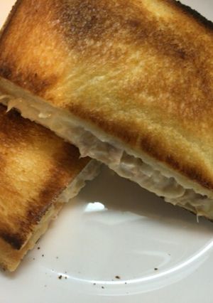 ツナと玉ねぎとチーズのホットサンド-レシピのメイン写真
