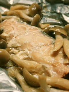 ごま油薫る☆和風鮭のホイル包み-レシピのメイン写真