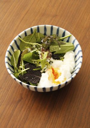 ポーチドエッグのサラダ-レシピのメイン写真