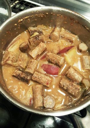 ゴボウとサツマイモの味噌キムチ煮込み-レシピのメイン写真
