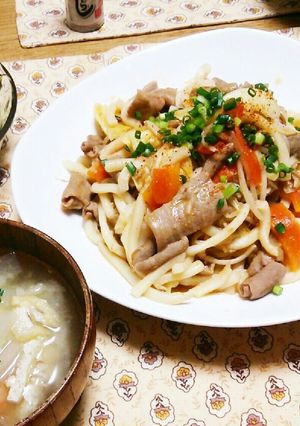 ガッツリ！！ホルモン入り焼きうどん-レシピのメイン写真