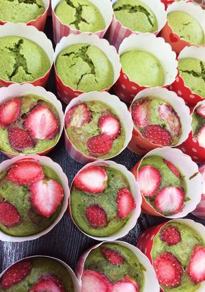 いちごのせ抹茶マフィン-レシピのメイン写真