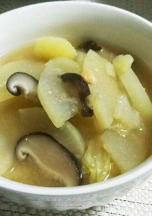野菜たっぷりお味噌汁風スープ-レシピのメイン写真