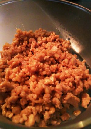 押し麦入り！鶏そぼろ-レシピのメイン写真