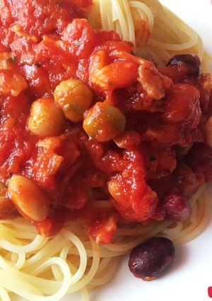 いろいろお豆とトマトのパスタソース-レシピのメイン写真