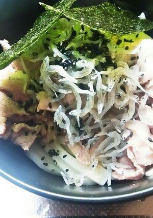 簡単！豚肉としらすのぶっかけうどん-レシピのメイン写真
