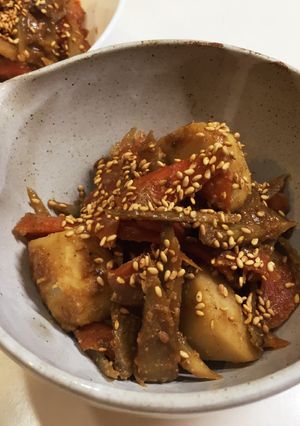 里芋入り 胡麻味噌きんぴら♪-レシピのメイン写真