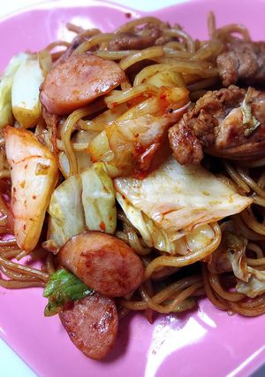 意外な組み合わせ！？キムチ焼きそば！-レシピのメイン写真
