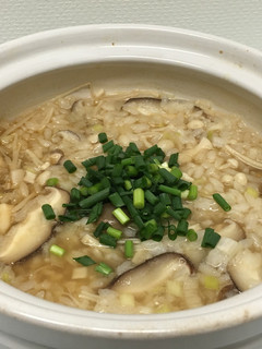 風邪の時に♪ 生姜入りきのこ雑炊 10分-レシピのメイン写真