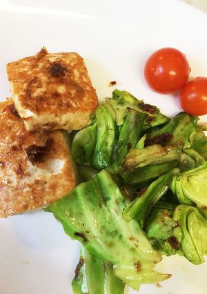 ♪豆腐ステーキと春キャベツのおかか和え♪-レシピのメイン写真