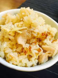 だし醤油でおこげ!鶏生姜 炊き込みご飯-レシピのメイン写真