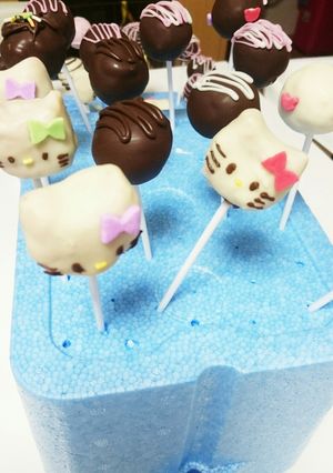 HMでキティちゃん ロリポップケーキ-レシピのメイン写真