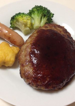 簡単に肉汁ふっくらハンバーグ-レシピのメイン写真