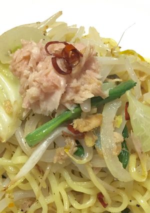 10分で！ツナのスパイシー塩焼きそば♪-レシピのメイン写真