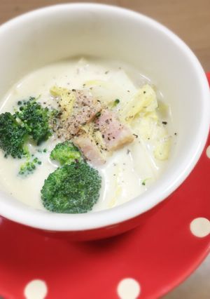 簡単！白菜とベーコンの豆乳スープ-レシピのメイン写真