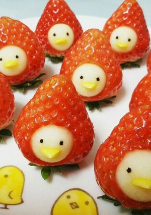 簡単♪つぶらな瞳のストロベリーマン♪-レシピのメイン写真