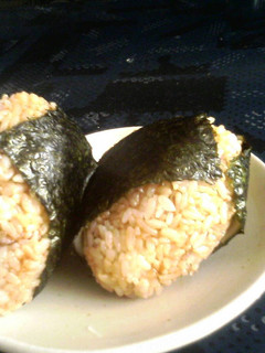 我が家のチーズおかかのおにぎり-レシピのメイン写真