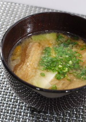 あぶら麩で味噌汁-レシピのメイン写真