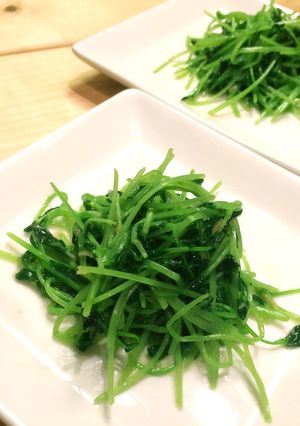 豆苗のシャンタン炒め＠容易く一品-レシピのメイン写真