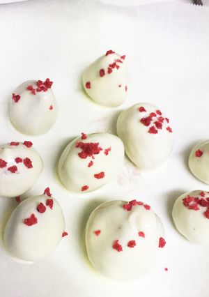 六花亭風ホワイトチョコいちご！！-レシピのメイン写真
