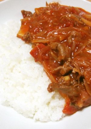 簡単！牛肉とトマト缶のハヤシライス-レシピのメイン写真