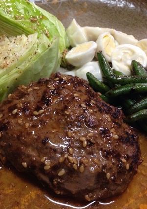 yin yang 抵糖質の豆腐ハンバーグ-レシピのメイン写真