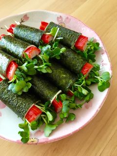 カニカマかいわれチーズの海苔巻き☆-レシピのメイン写真