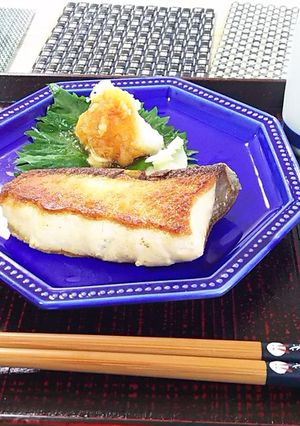 腹身が美味しい寒ブリのバタ焼き-レシピのメイン写真