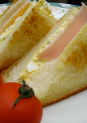固くなったパンでフライパンホットサンド♪-レシピのメイン写真