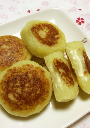 もちもチーズポテト-レシピのメイン写真