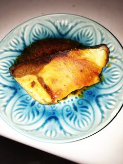 簡単 ぶり照り焼き{焼肉のタレ}-レシピのメイン写真
