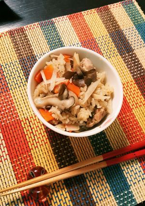 絶品！新ごぼうの炊き込みご飯-レシピのメイン写真