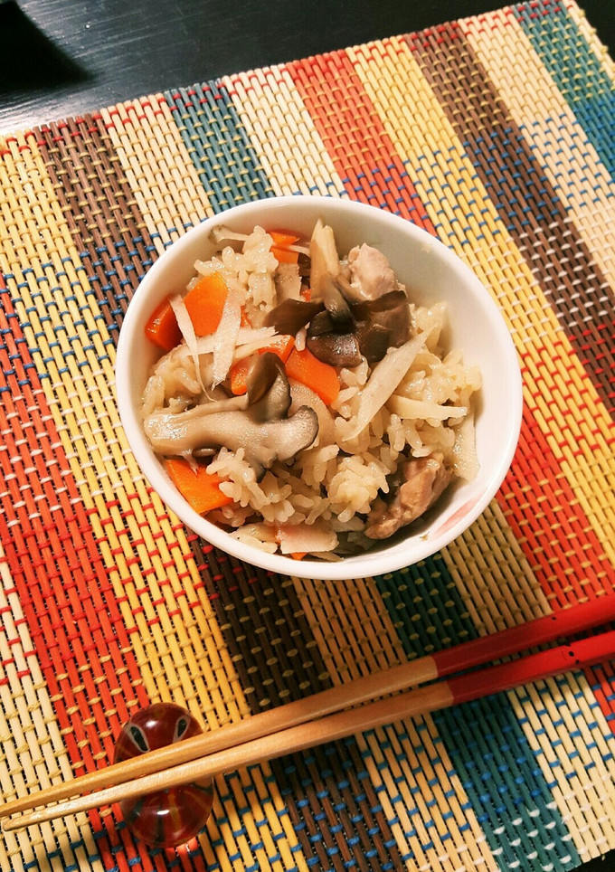 絶品！新ごぼうの炊き込みご飯-レシピのメイン写真