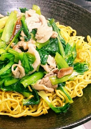 小松菜と豚肉のあんかけ焼そば〜♪-レシピのメイン写真